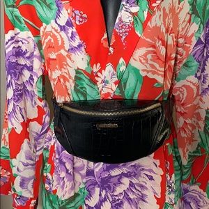 Vince Camuto Black Belt Bag